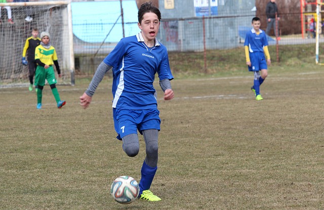 仅让英超劲 仅让英超劲